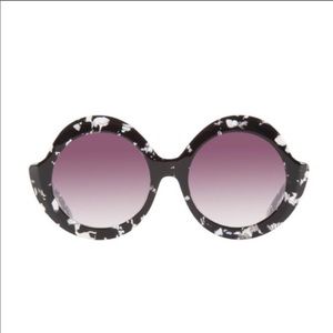 ALICE + OLIVIA: Snow storm sunglasses. NWT. 🕶